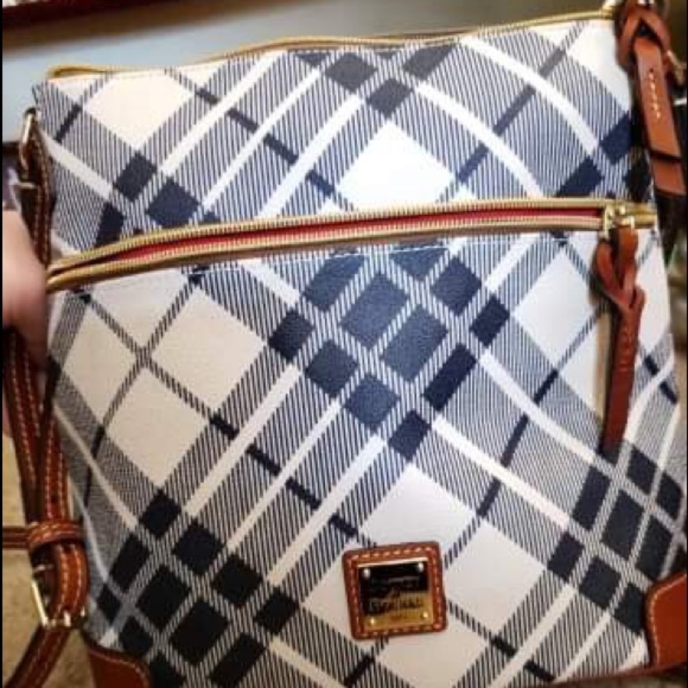 Dooney & Bourke Bag